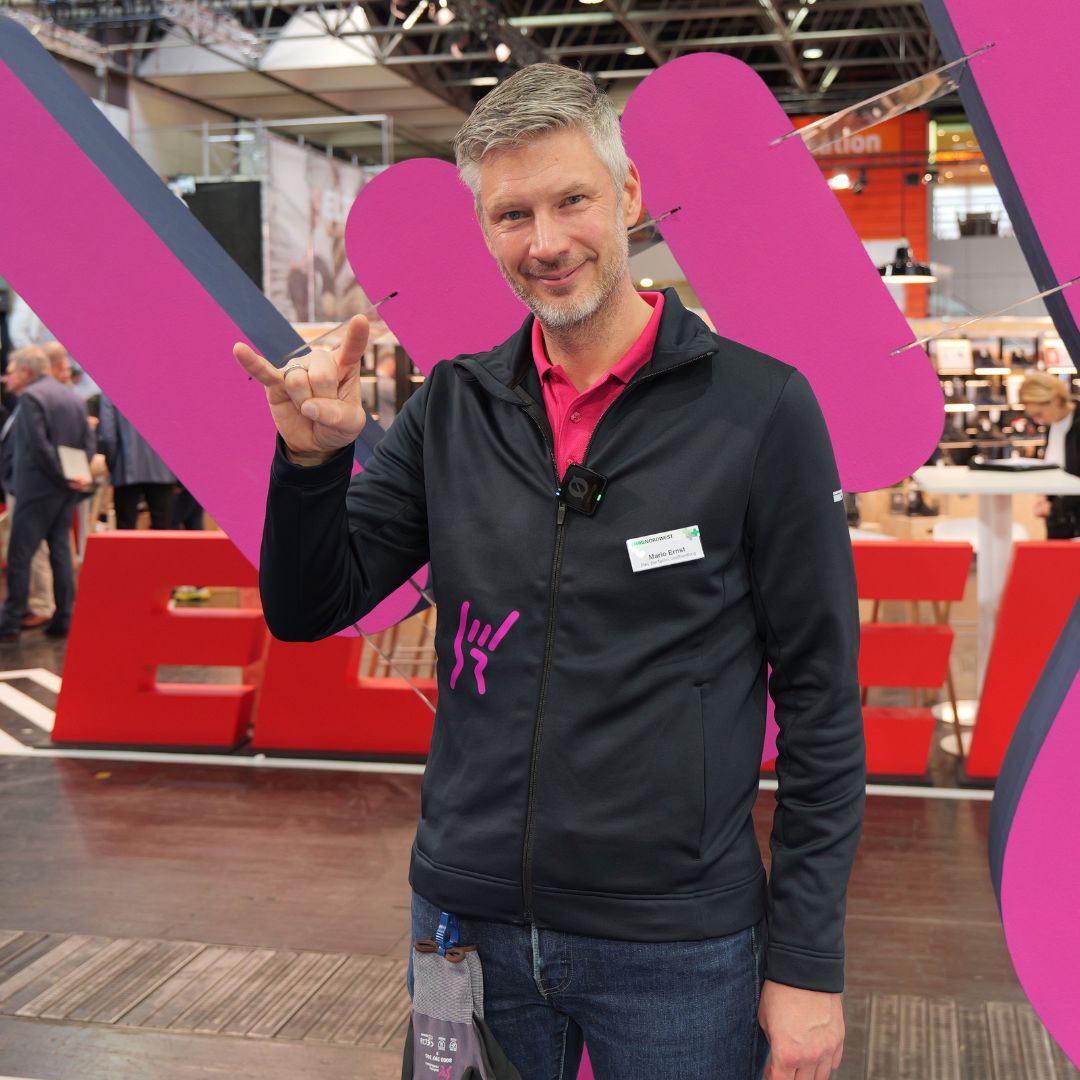 Safety Rockstar Mario Ernst auf der A+A Messe 2025